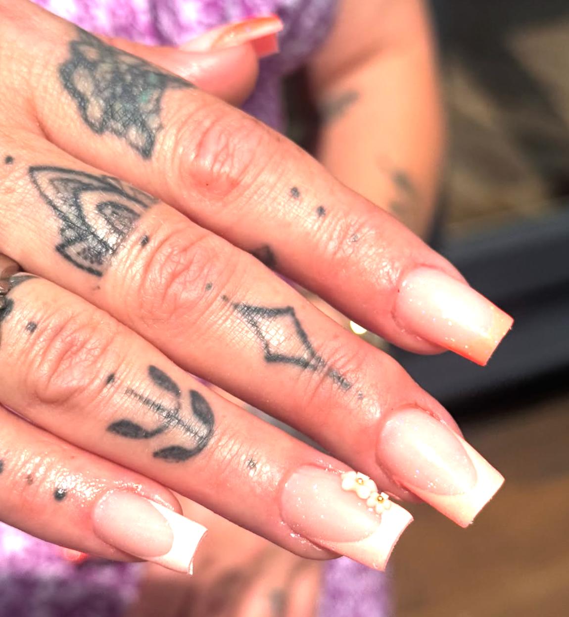 Acrylic nails example